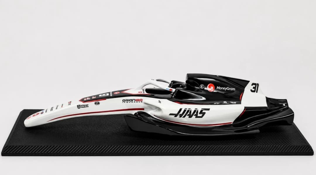 Haas F1 Inspired 1:6 Display Monocoque Model